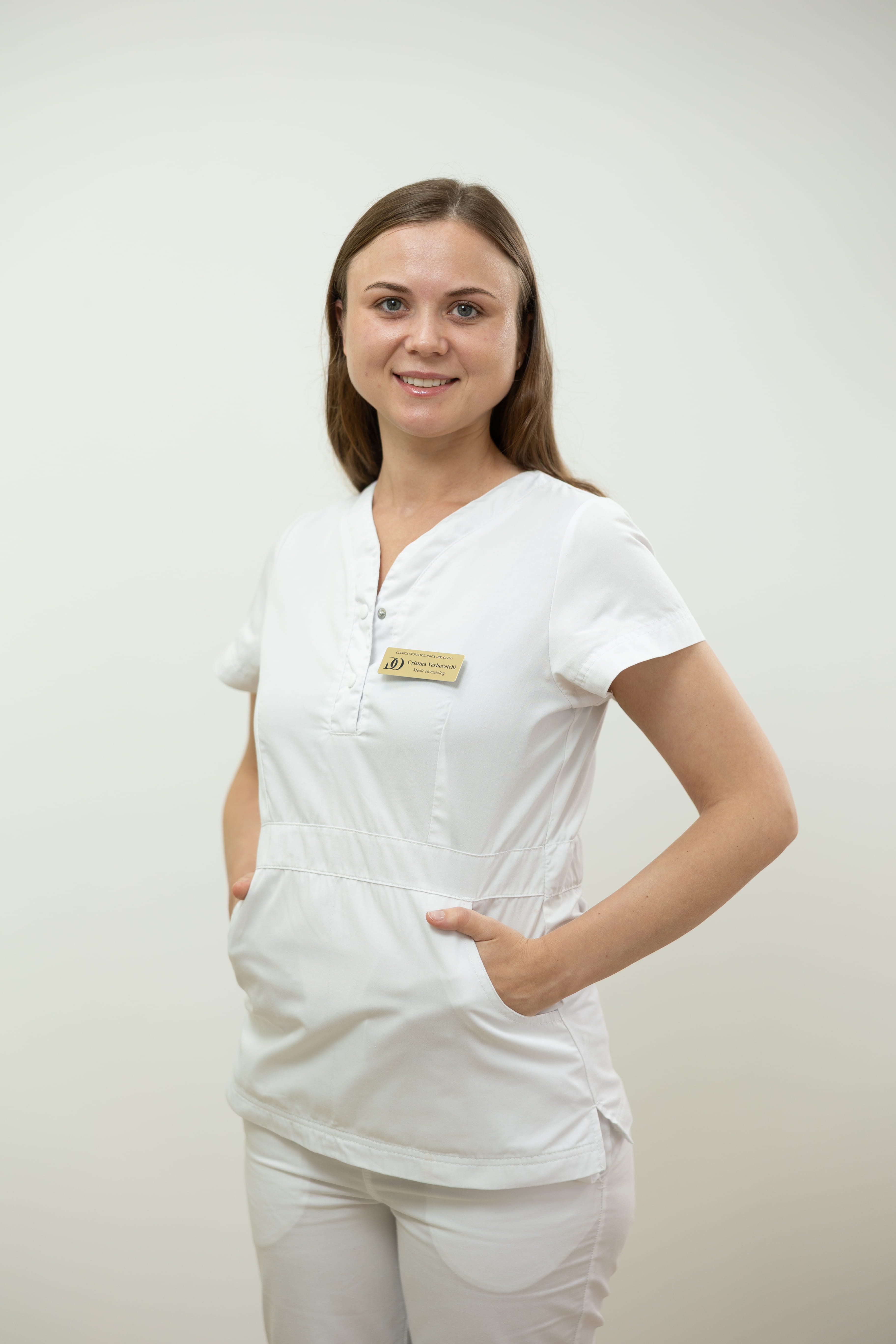 Dr Ion Munteanu, specialist stomatologie estetică și protetică la clinica Dr Olga